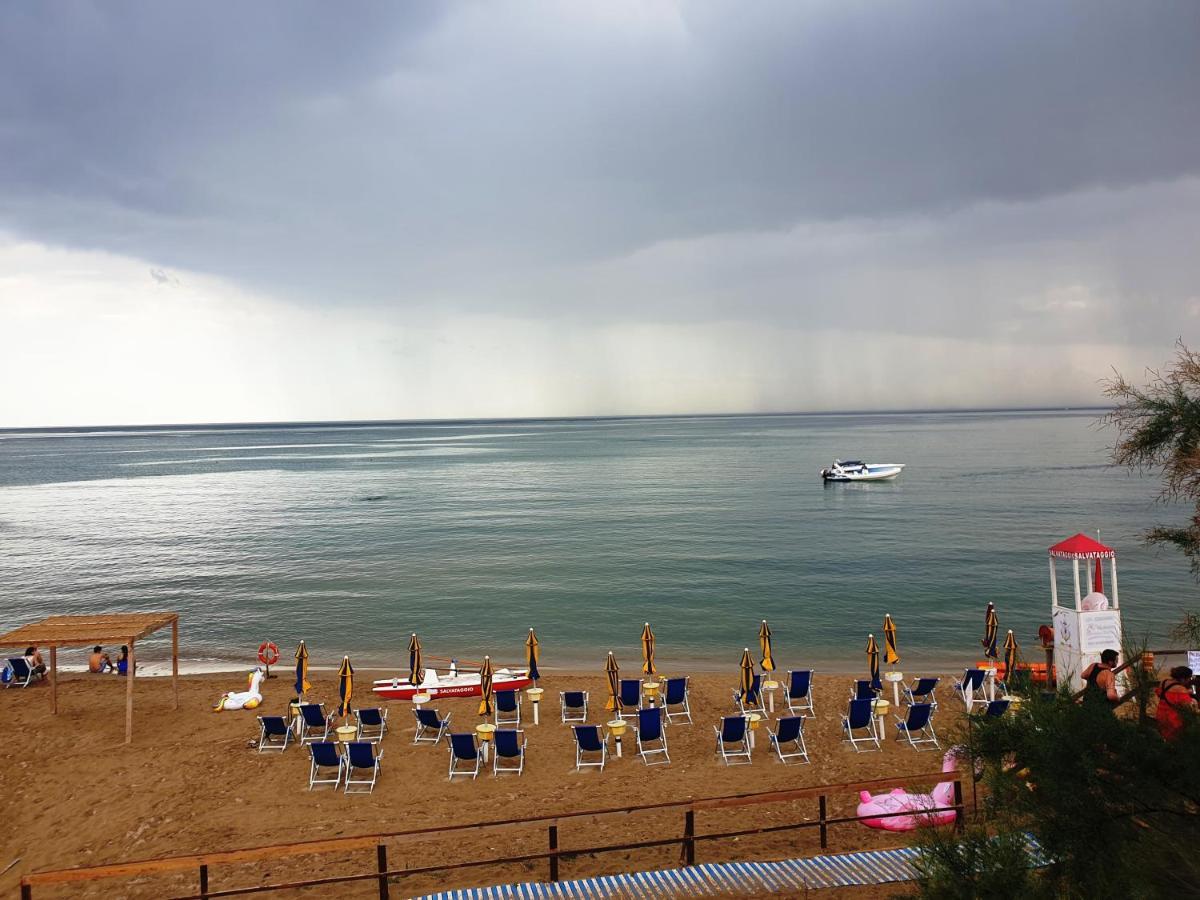 Resort ' Njulella Migliarello Bagian luar foto
